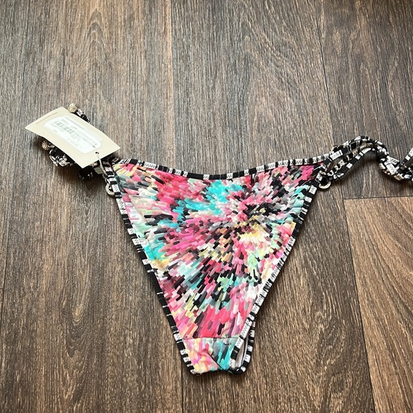 Hanne Bloch Reversible Bikini Bottom - Picture 4 of 6